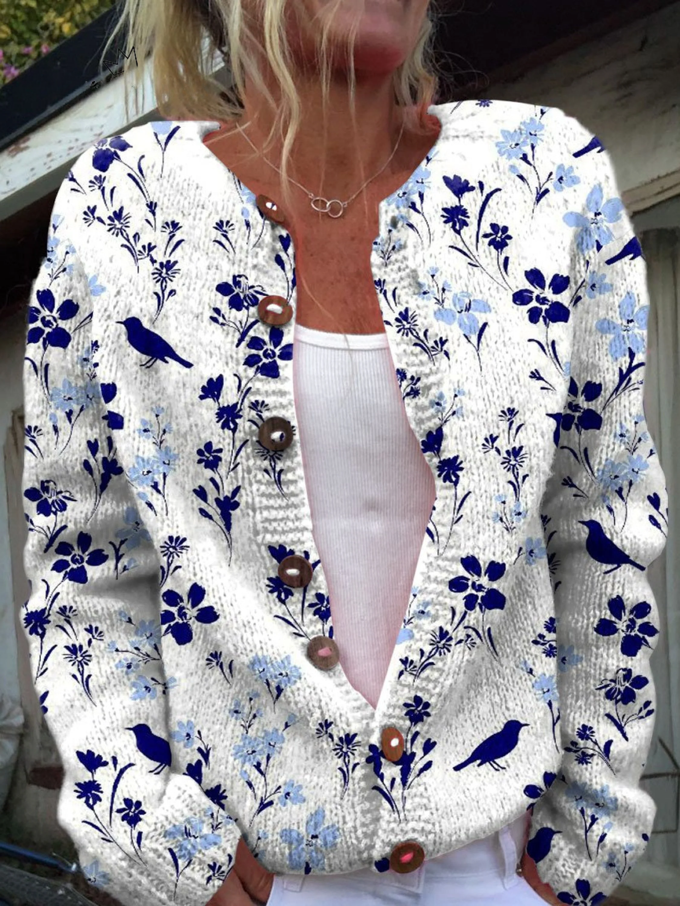 Jersey cruzado con botones y estampado floral vintage